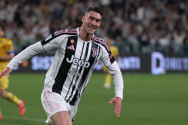 NBA常规赛今晚再迎强敌；AC米兰单刀错失；主帅态度——更衣室稳定；高层口径保持一致的简单介绍