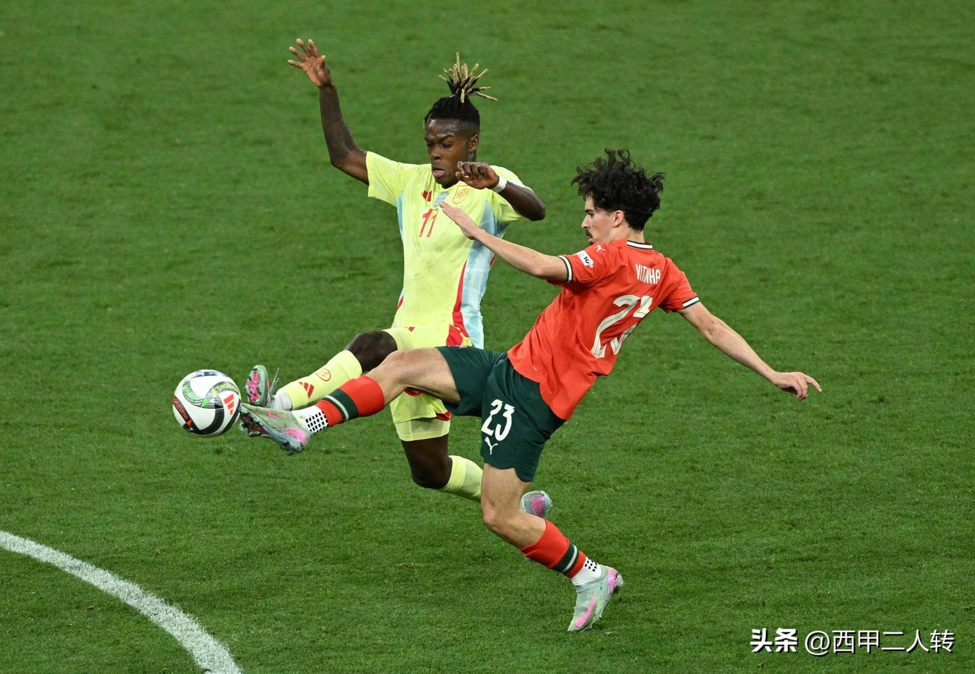 赛地聚焦：意甲今晚热度飙升，纽卡斯尔更衣室发声，引发热议，球队文化再被提及 