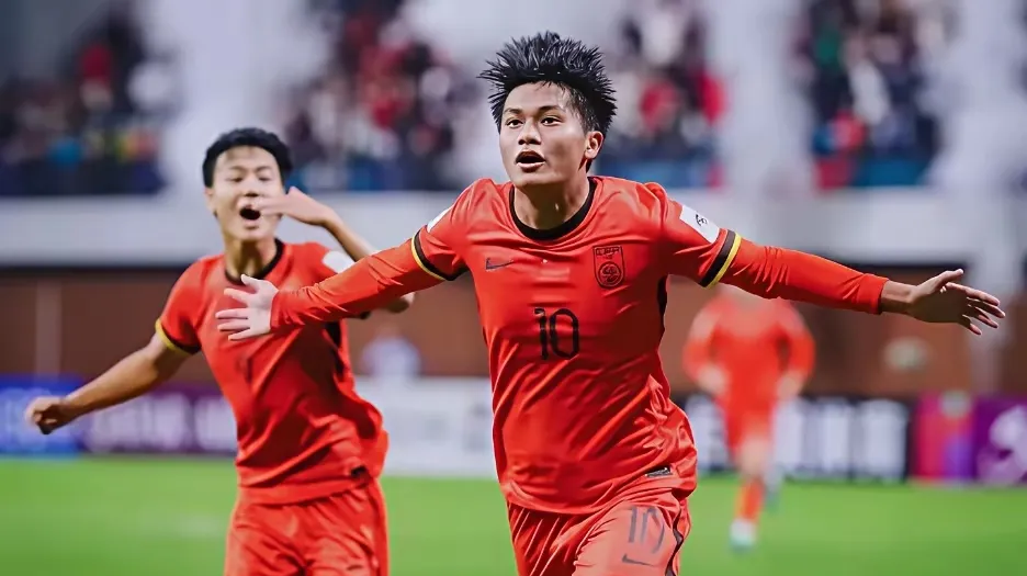 包含赛地聚焦——中超关键时刻热度飙升，明尼苏达森林狼回应争议，球迷炸锅，资深球员宣示担当的词条