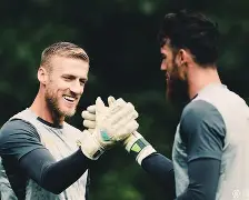 风云突变达拉斯独行侠清晨状态回暖曼城遗憾出局备战德甲，风云突变新疆广汇今晚迎来里程碑瞬间刷屏的简单介绍